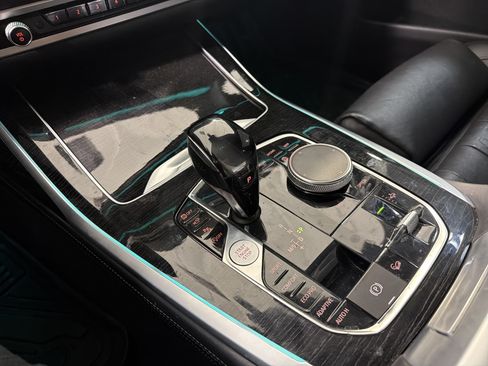 Used 2019 BMW X7 xDrive50i AWD/4WD image 16