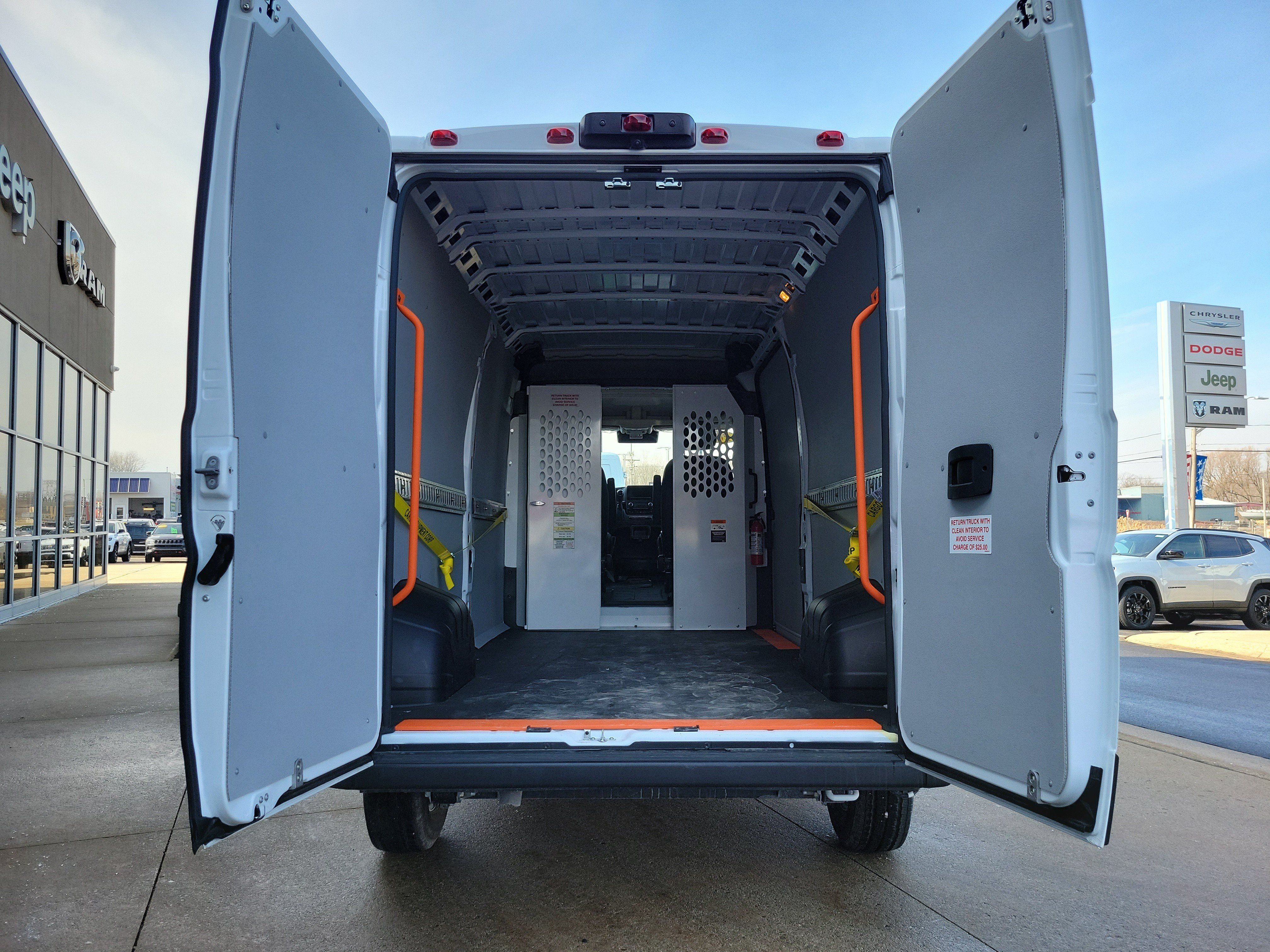 Used 2025 RAM ProMaster 2500 w/ Cold Weather Group FWD image 16