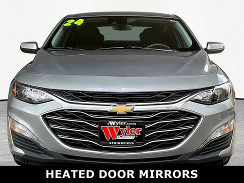 Used 2024 Chevrolet Malibu LT FWD image 2