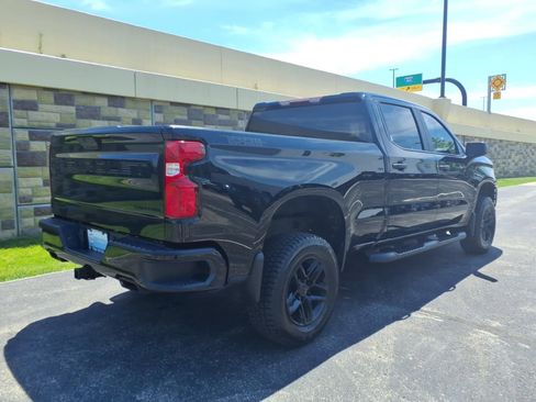 Used 2021 Chevrolet Silverado 1500 Custom Trail Boss w/ LPO, Dark Essentials Package AWD/4WD image 11