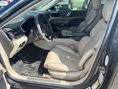 Used 2020 Lincoln Continental FWD image 8