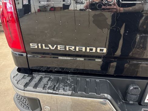 Used 2020 Chevrolet Silverado 2500 LTZ w/ LTZ Plus Package image 15