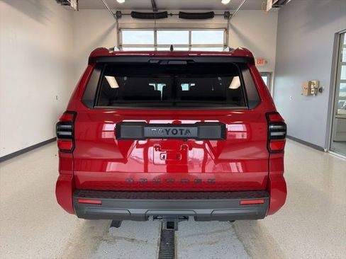 New 2026 Toyota 4Runner SR5 image 9