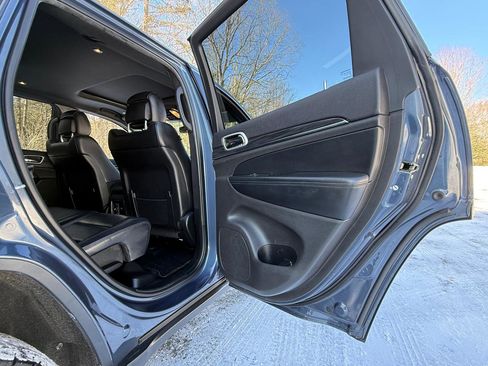 Used 2020 Jeep Grand Cherokee Limited w/ Premium Lighting Group image 36