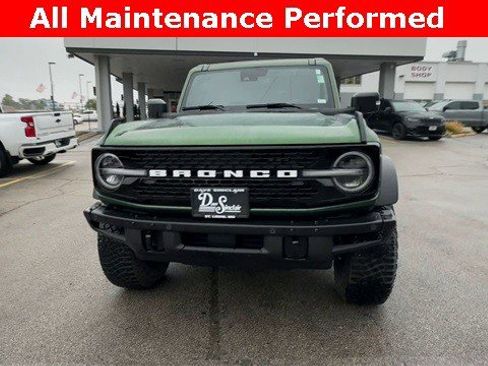 Used 2022 Ford Bronco Wildtrak image 3