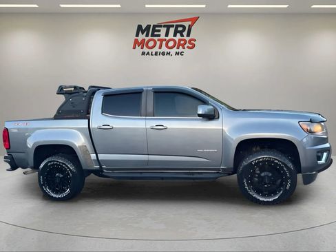 Used 2018 Chevrolet Colorado LT image 8