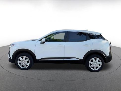 Used 2025 Nissan Kicks SV FWD image 8