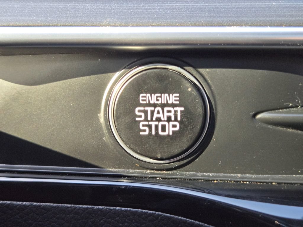 Used 2025 Kia K5 GT w/ GT1 Package FWD image 31