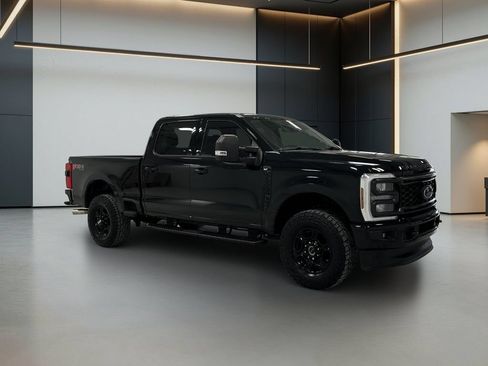 Used 2024 Ford F250 XLT w/ XLT Premium Package AWD/4WD image 8