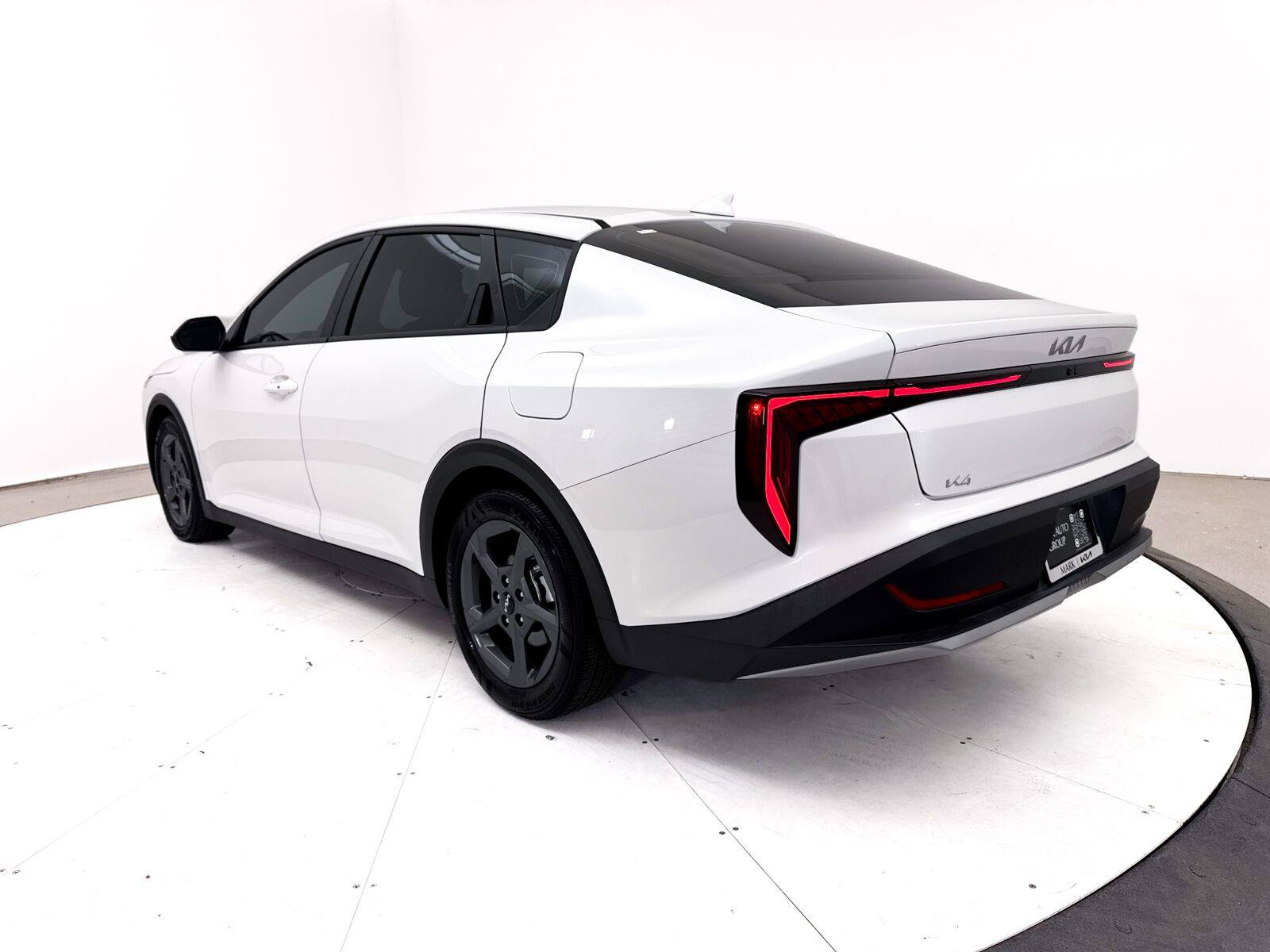 Used 2025 Kia K4 FWD image 15