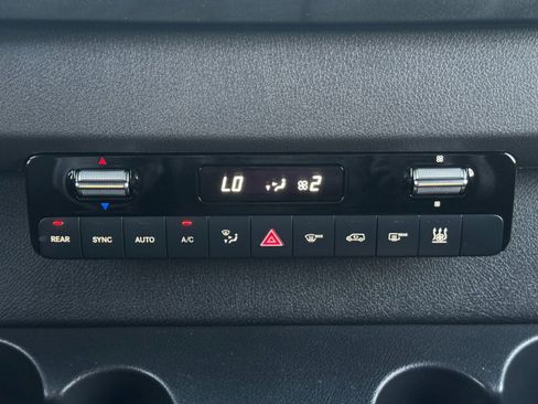 Used 2024 Mercedes-Benz Sprinter 2500 image 29