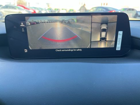 Certified 2025 MAZDA MAZDA3 Hatchback w/Premium Plus Pkg image 16