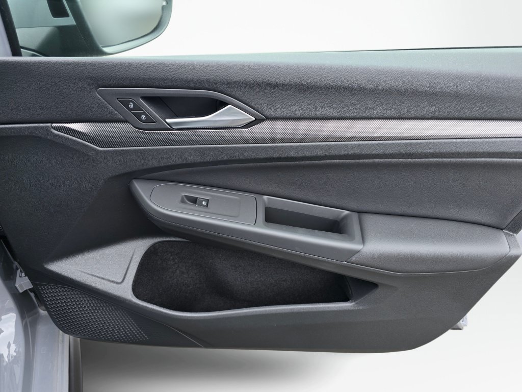 New 2026 Volkswagen GTI SE FWD image 41