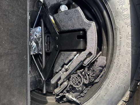 Used 2021 Subaru Crosstrek 2.5i Sport w/ Moonroof Package image 28