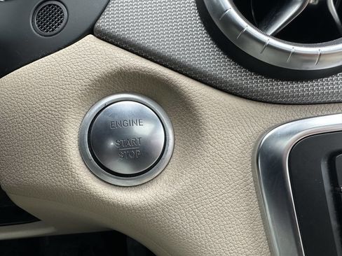 Used 2018 Mercedes-Benz CLA 250 image 27