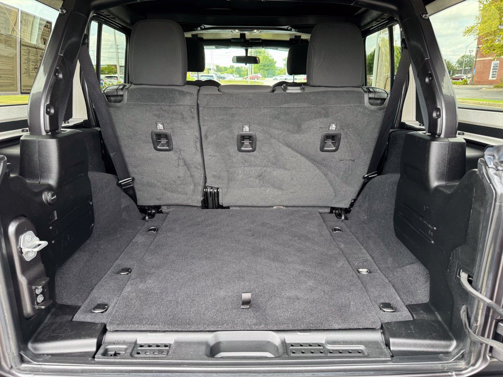 Used 2021 Jeep Wrangler Unlimited Sport AWD/4WD image 26