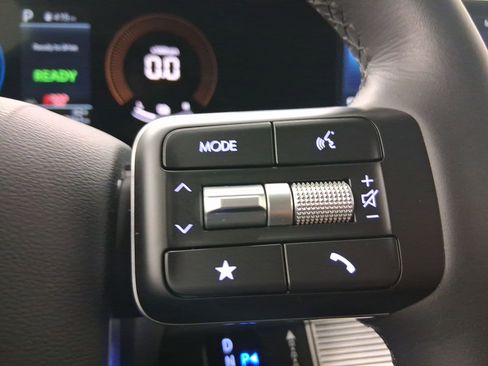 Used 2025 Hyundai Santa Fe SEL image 19