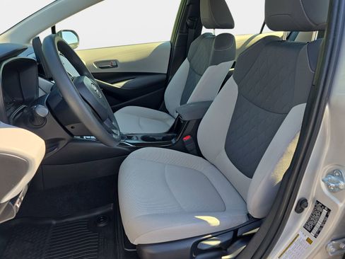 Used 2022 Toyota Corolla LE w/ LE Convenience Package FWD image 14