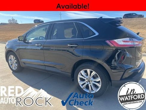 Used 2024 Ford Edge Titanium image 4
