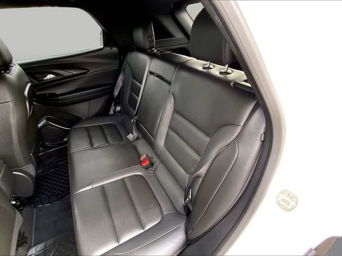Used 2024 Chevrolet TrailBlazer ACTIV w/ Driver Confidence Package FWD image 19