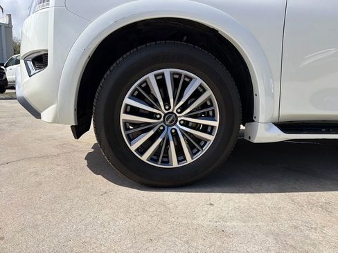 Used 2024 Nissan Armada SL w/ Captain's Chairs Package image 12