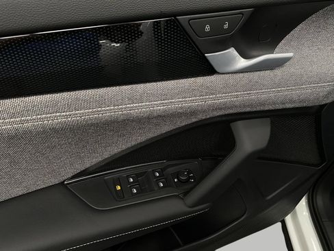 New 2025 Volkswagen Tiguan S image 27