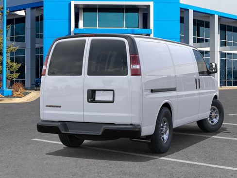 New 2026 Chevrolet Express 2500 w/ Driver Convenience Package RWD image 4