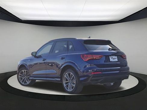 New 2025 Audi Q3 2.0T Premium image 5
