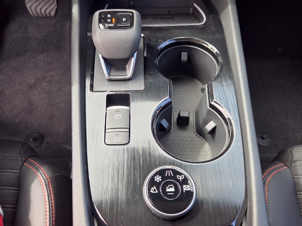 New 2026 Nissan Rogue SV AWD/4WD image 21