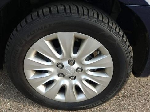 Used 2013 Chrysler 200 LX FWD image 27