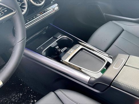 New 2026 Mercedes-Benz GLA 250 GLA 250 image 8