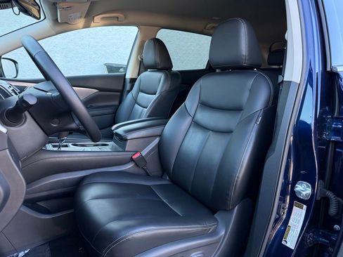 Used 2024 Nissan Murano SV image 11