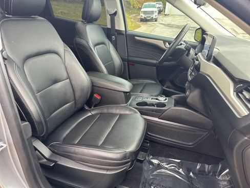 Used 2021 Ford Escape SEL w/ Technology Package image 34