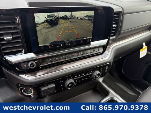 New 2026 Chevrolet Silverado 1500 LTZ w/ LTZ Premium Package AWD/4WD image 19