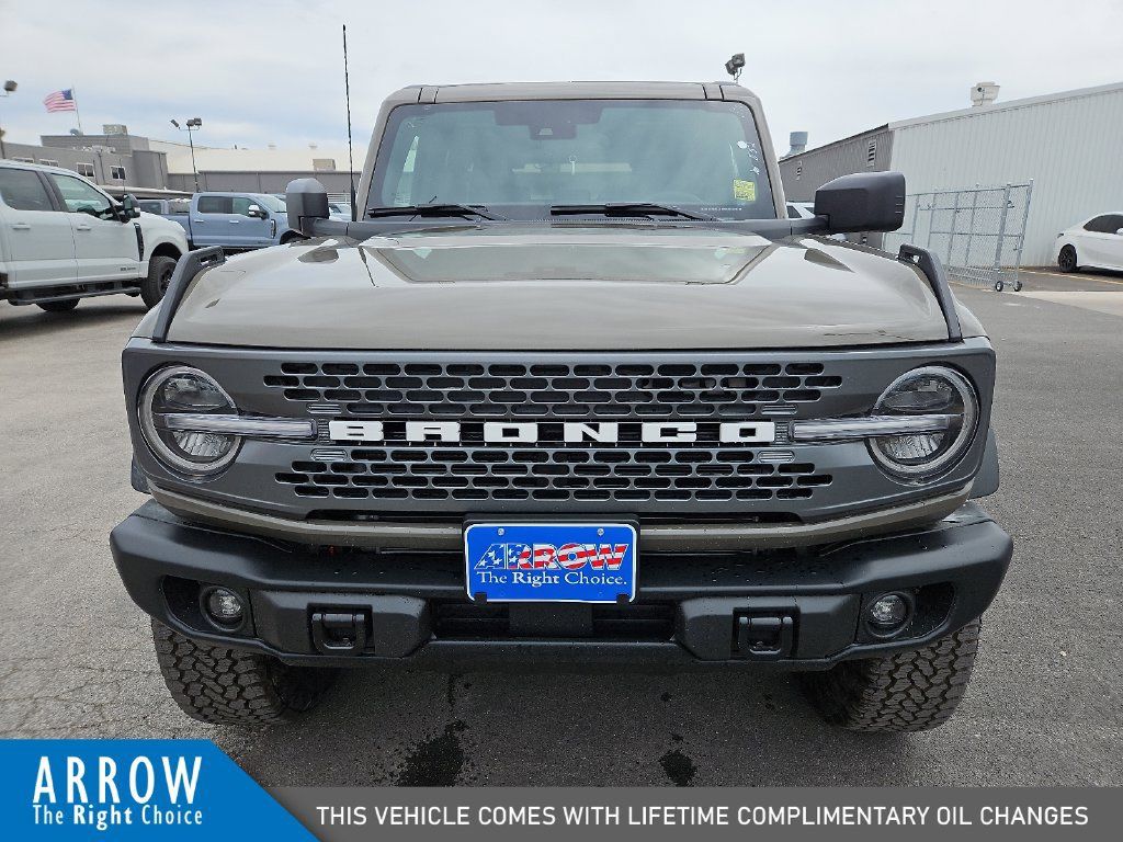 New 2026 Ford Bronco Badlands w/ Sasquatch Package AWD/4WD image 3