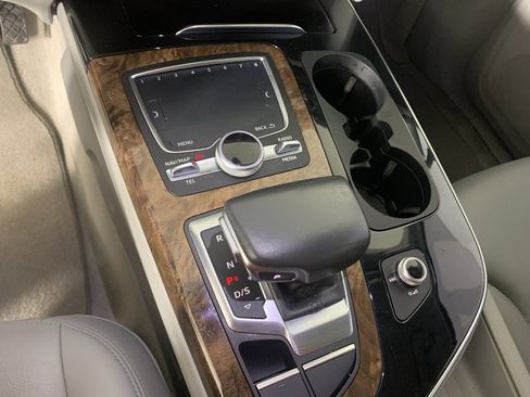 Used 2017 Audi Q7 3.0T Premium Plus image 25