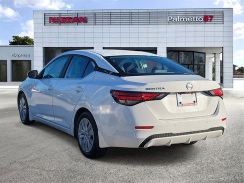 Used 2021 Nissan Sentra S image 4