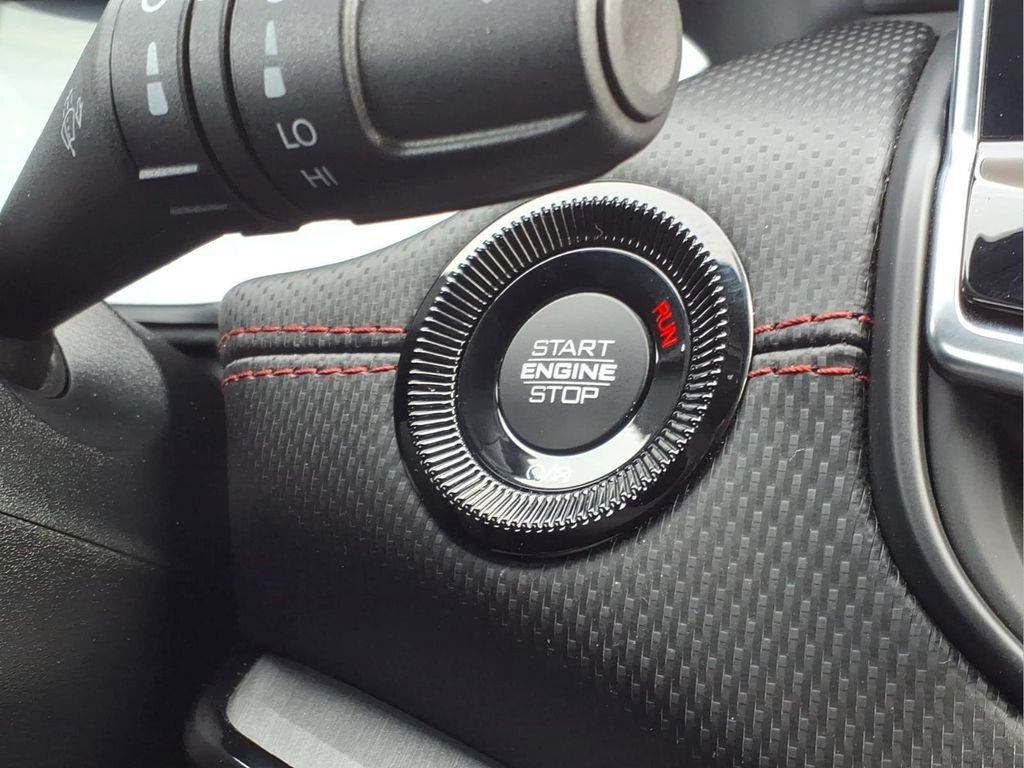 Used 2025 Jeep Compass Trailhawk AWD/4WD image 15