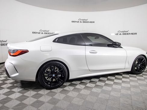 Used 2022 BMW 430i Coupe w/ M Sport Package RWD image 4
