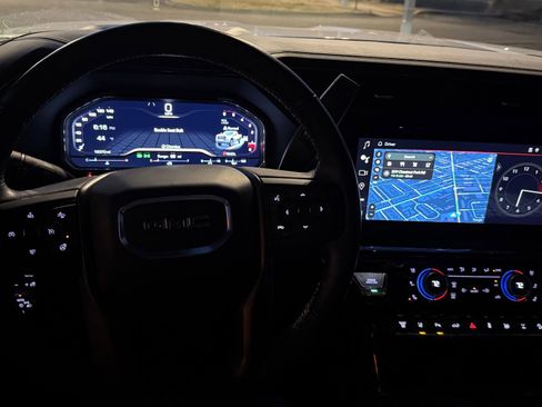 Used 2024 GMC Sierra 2500 AT4X image 26