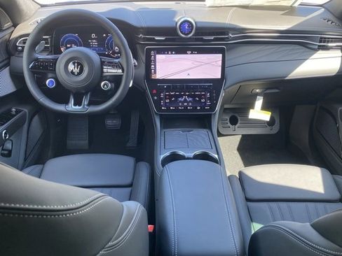 New 2025 Maserati Grecale GT image 42