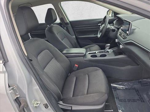 Used 2019 Nissan Altima 2.5 S image 10