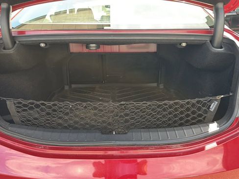 Used 2013 Hyundai Azera w/ Technology Pkg image 6