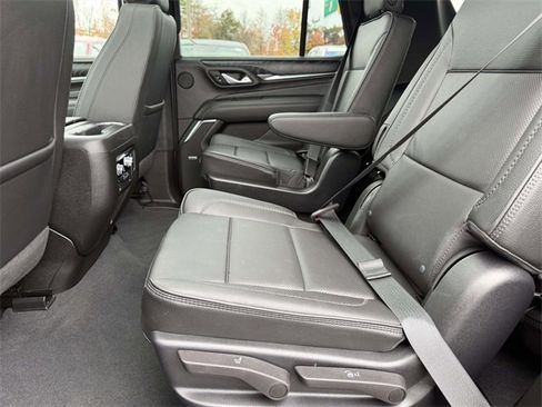 Used 2023 GMC Yukon Denali image 10