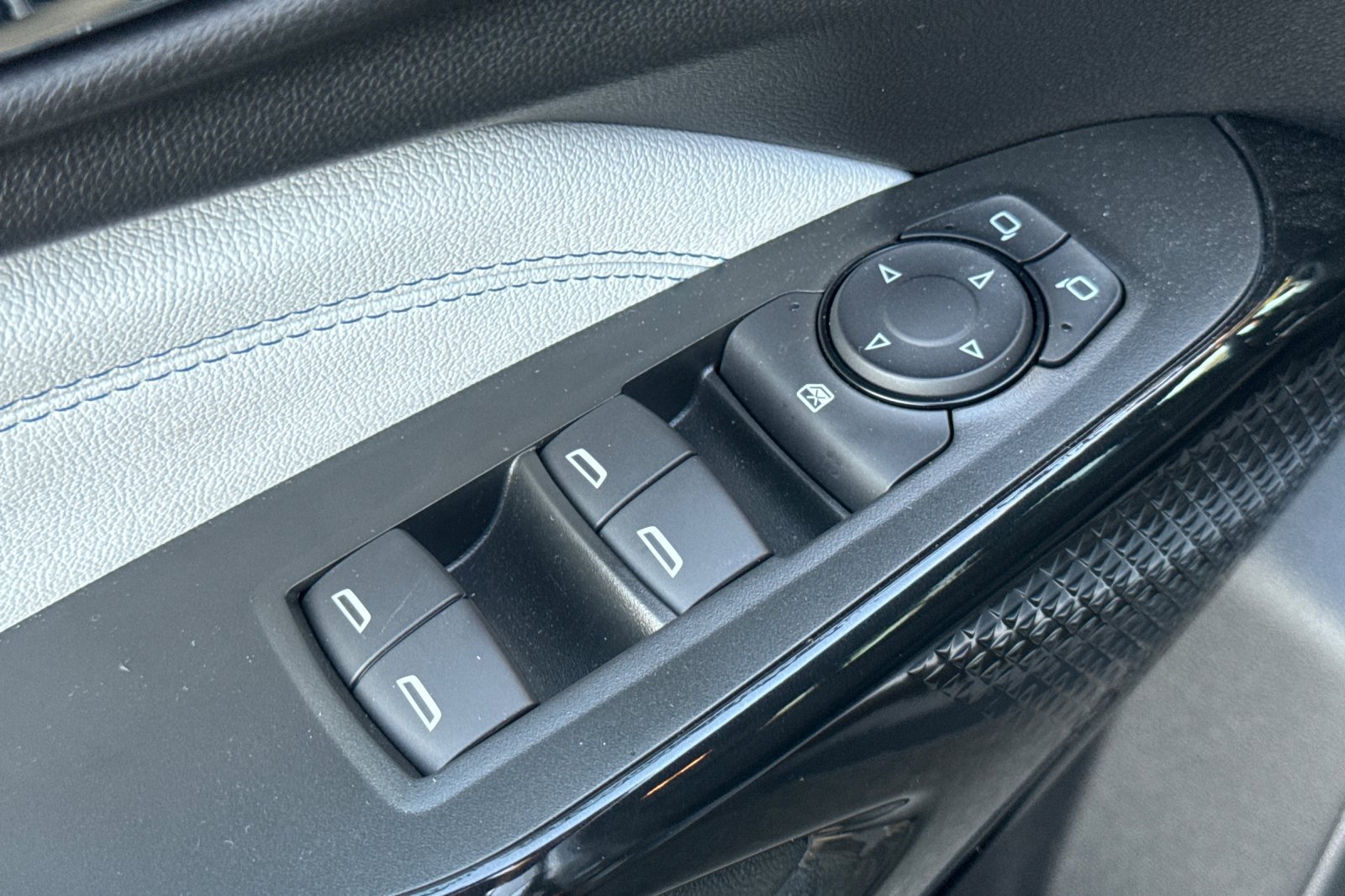 Used 2026 Chevrolet Trax LT w/ LT Convenience Package FWD image 13