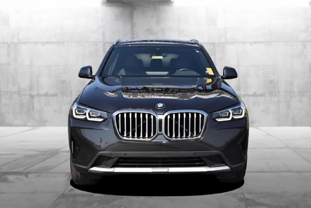 Used 2022 BMW X3 xDrive30i w/ Premium Package 2 (ZPA) AWD/4WD image 4