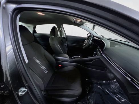 Used 2024 Hyundai Elantra SEL image 26