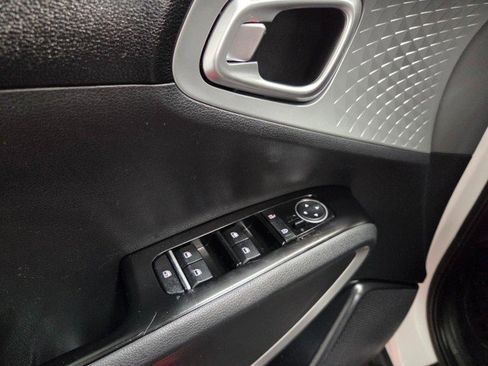 Used 2020 Kia Soul X-Line image 30