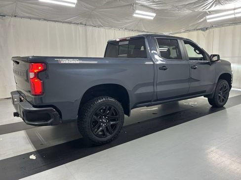 Used 2021 Chevrolet Silverado 1500 LT Trail Boss w/ Convenience Package II AWD/4WD image 2
