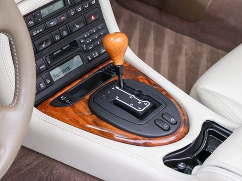 Used 2000 Jaguar XK8 Convertible RWD image 30